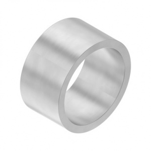 R183243 Распорная  втулка